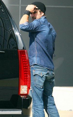 celebrities wearing true religion jeans